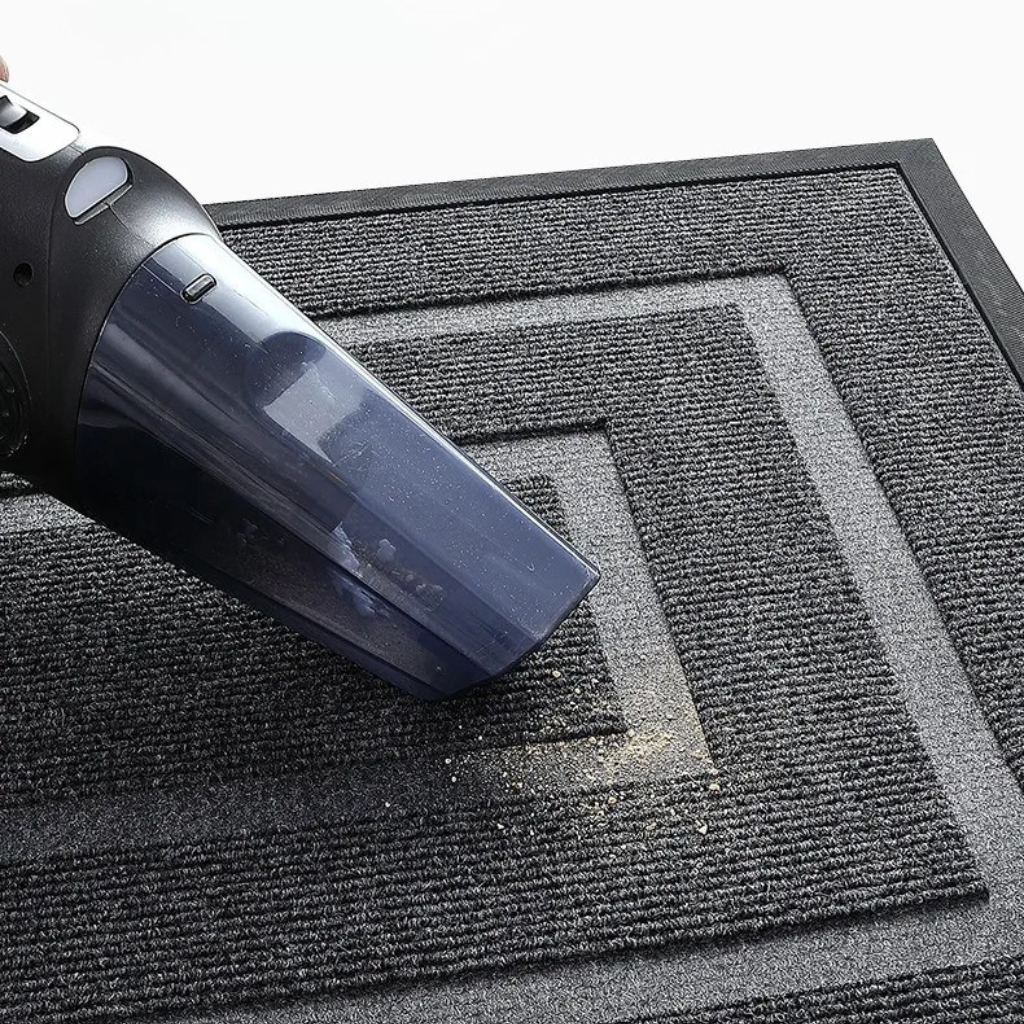 Curved Thread Outdoor Doormat | Non-Slip Rubber Backing | Qonforta