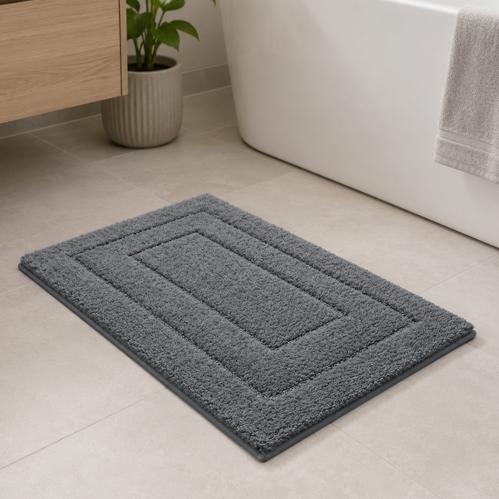 CloudStep Microfiber Bath Mat | Non-Slip TPR Backing | Qonforta