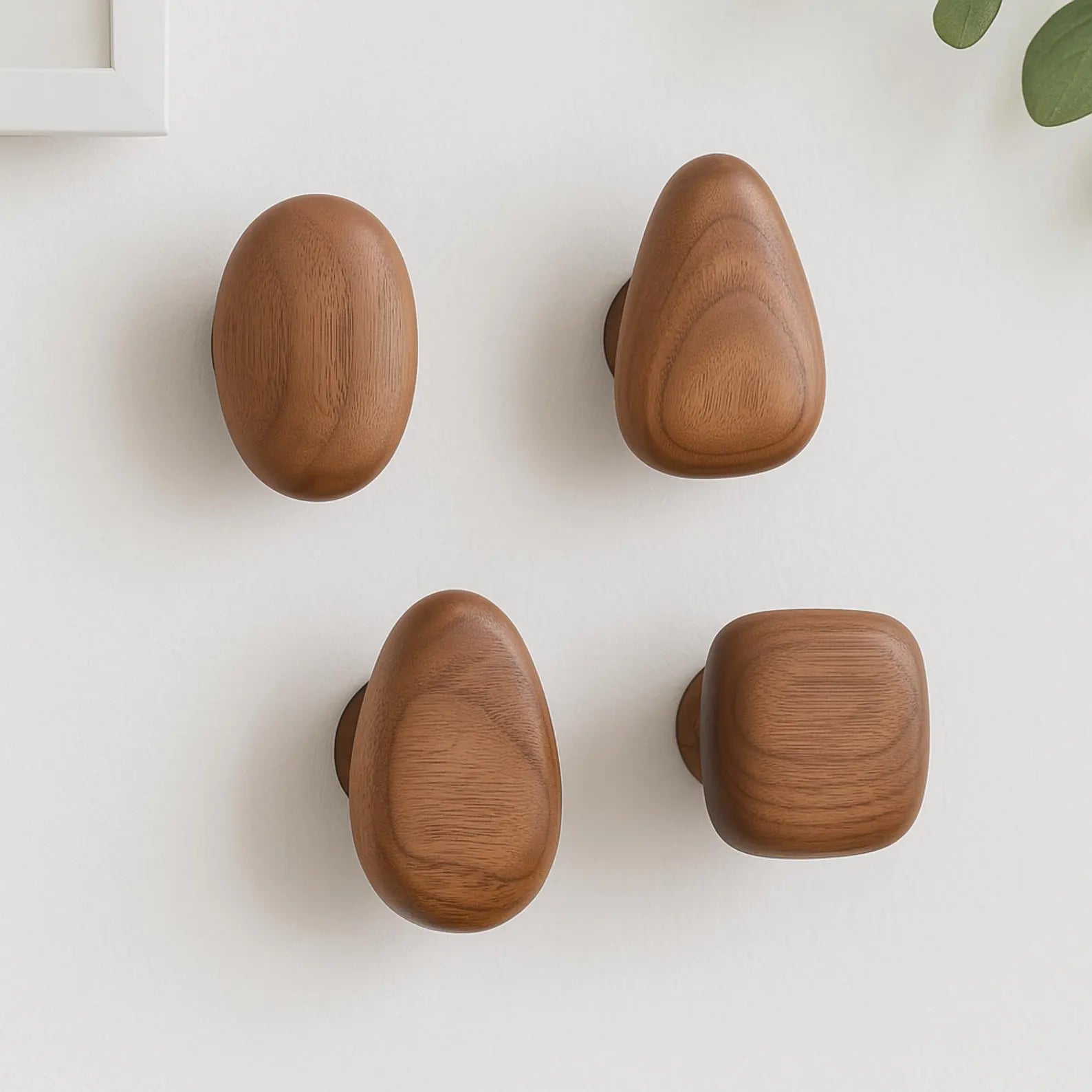 Wood Pebble Wall Hook Set | Organic River-Stone Shaped Hooks | Qonforta