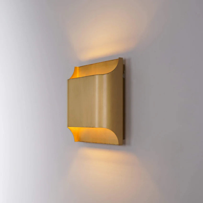 Fluted Brass Wall Sconce | 2 Sizes & Colors | Qonforta