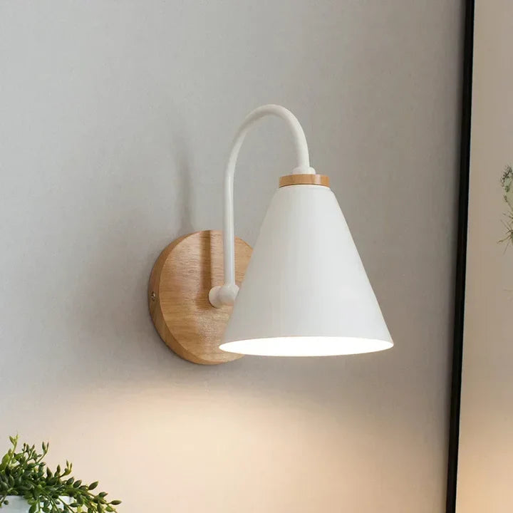 Nordic Iron Wall Sconce | Wood Base | 2 Colors | Qonforta