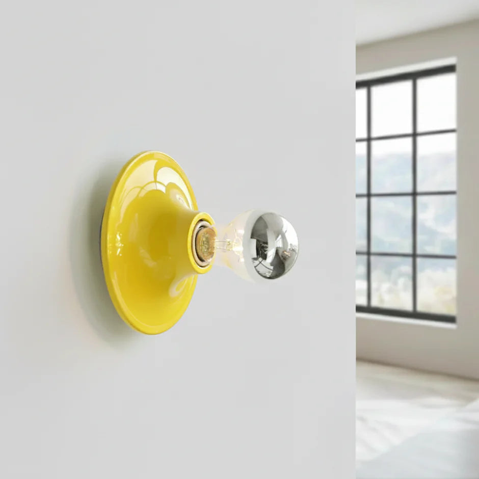 Colorful Iron Wall Sconce | LED Included | 3 Colors | Qonforta