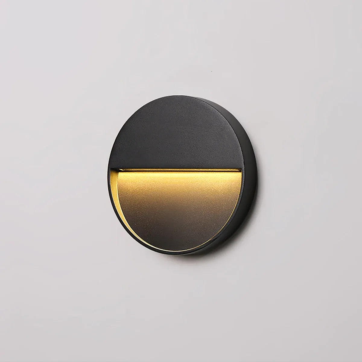 Qonforta AquaWall Waterproof Outdoor Wall Light