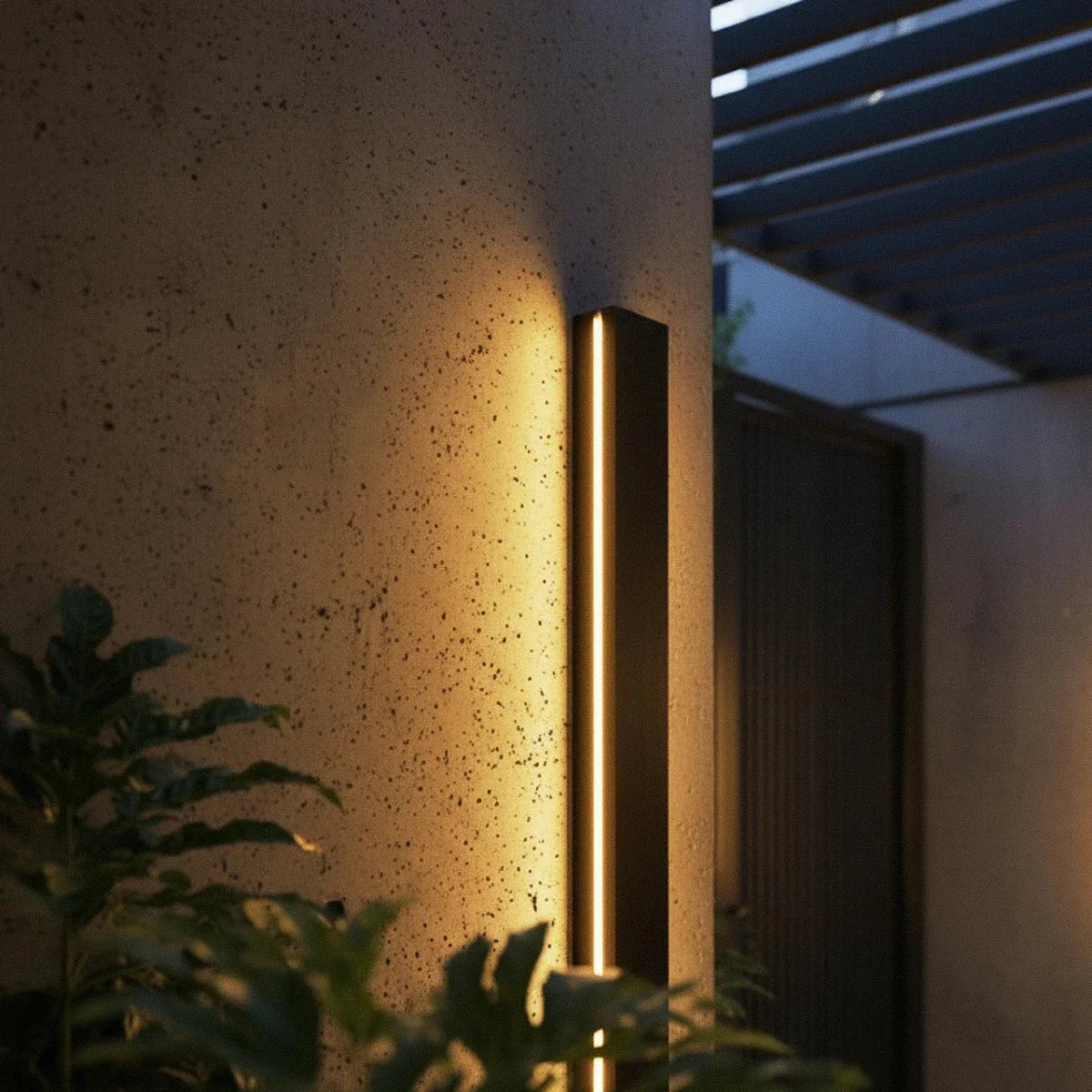 Aluminum Linear Outdoor Wall Light Dimmable – 7 Sizes | Qonforta