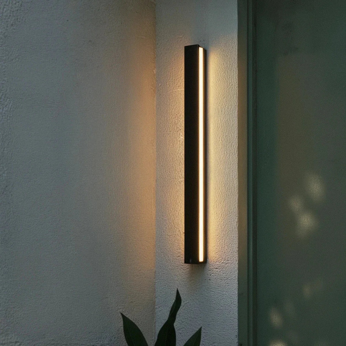 Aluminum Linear Outdoor Wall Light Dimmable – 7 Sizes | Qonforta