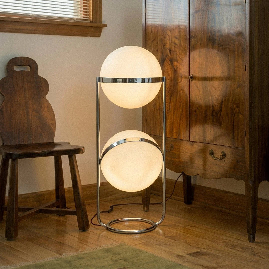 Steel Tiered Floor Lamp LED – Silver, Brass, Vintage | Qonforta