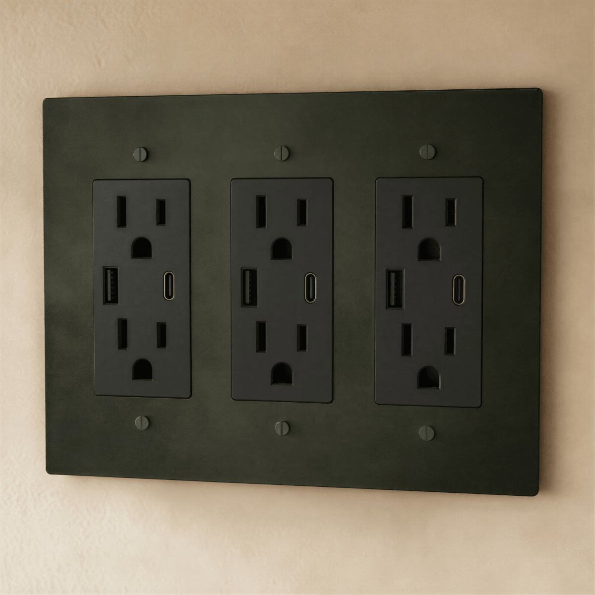 Solid Brass Wall Outlet USB-C GFCI – 7 Finishes | Qonforta