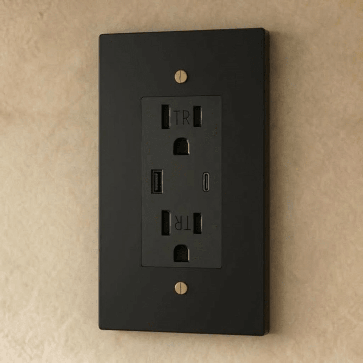 Solid Brass Wall Outlet USB-C GFCI – 7 Finishes | Qonforta