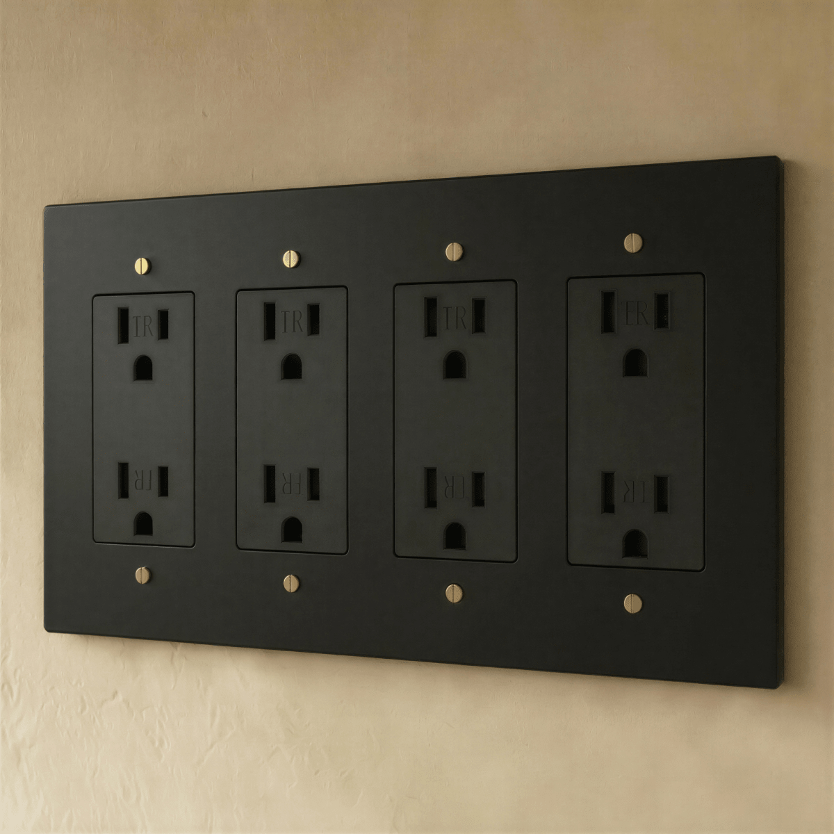 Solid Brass Wall Outlet USB-C GFCI – 7 Finishes | Qonforta