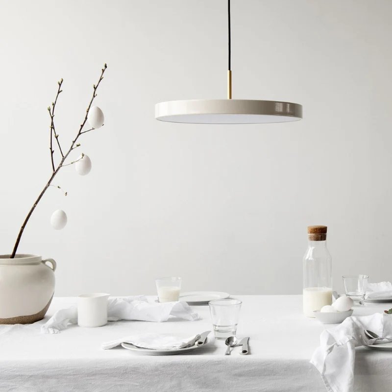 Dimmable Metal Disc LED Pendant Light | 6 Colors | Qonforta