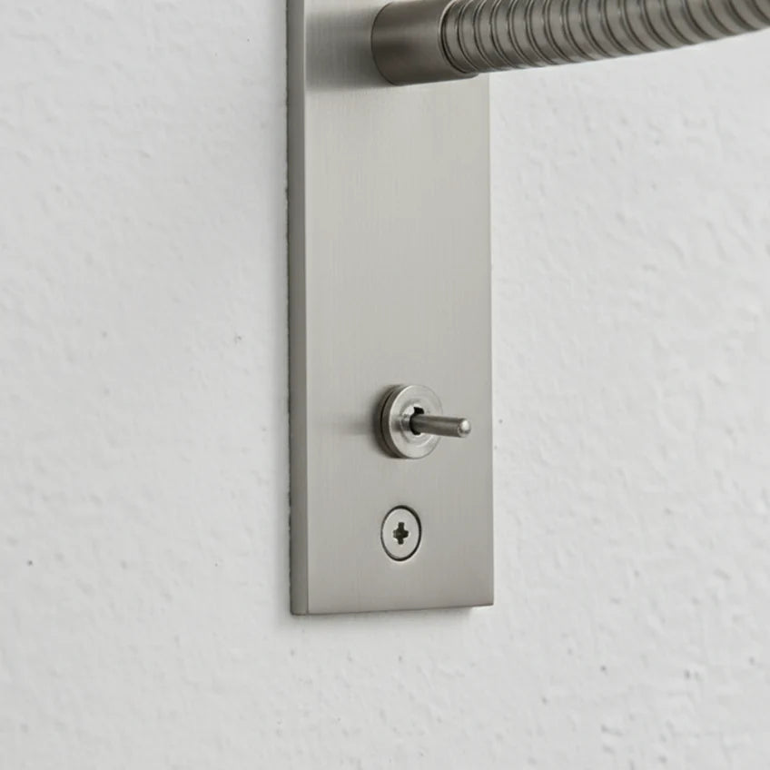 Adjustable Gooseneck Reading Wall Light | 3 Finishes | Qonforta