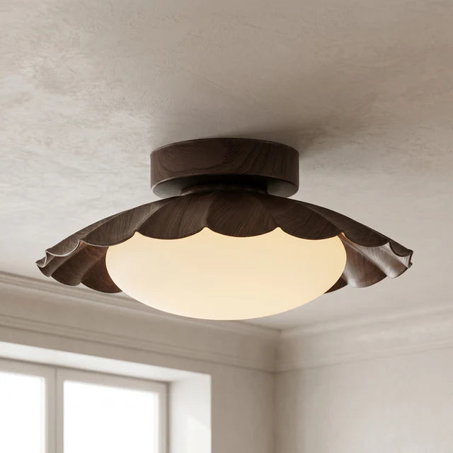 Scallop Petal LED Flush Mount Ceiling Light | 2 Colors | Qonforta