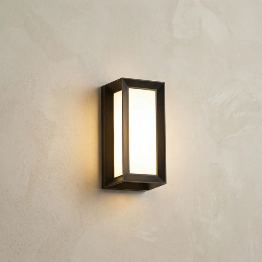 Motion Sensor Outdoor Wall Light | 3 Models & 2 Light Colors | Qonforta