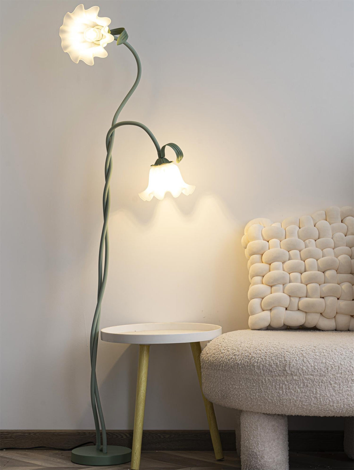 Calla lily floor lamp, green stem white shades - cord and switch detail, warm light