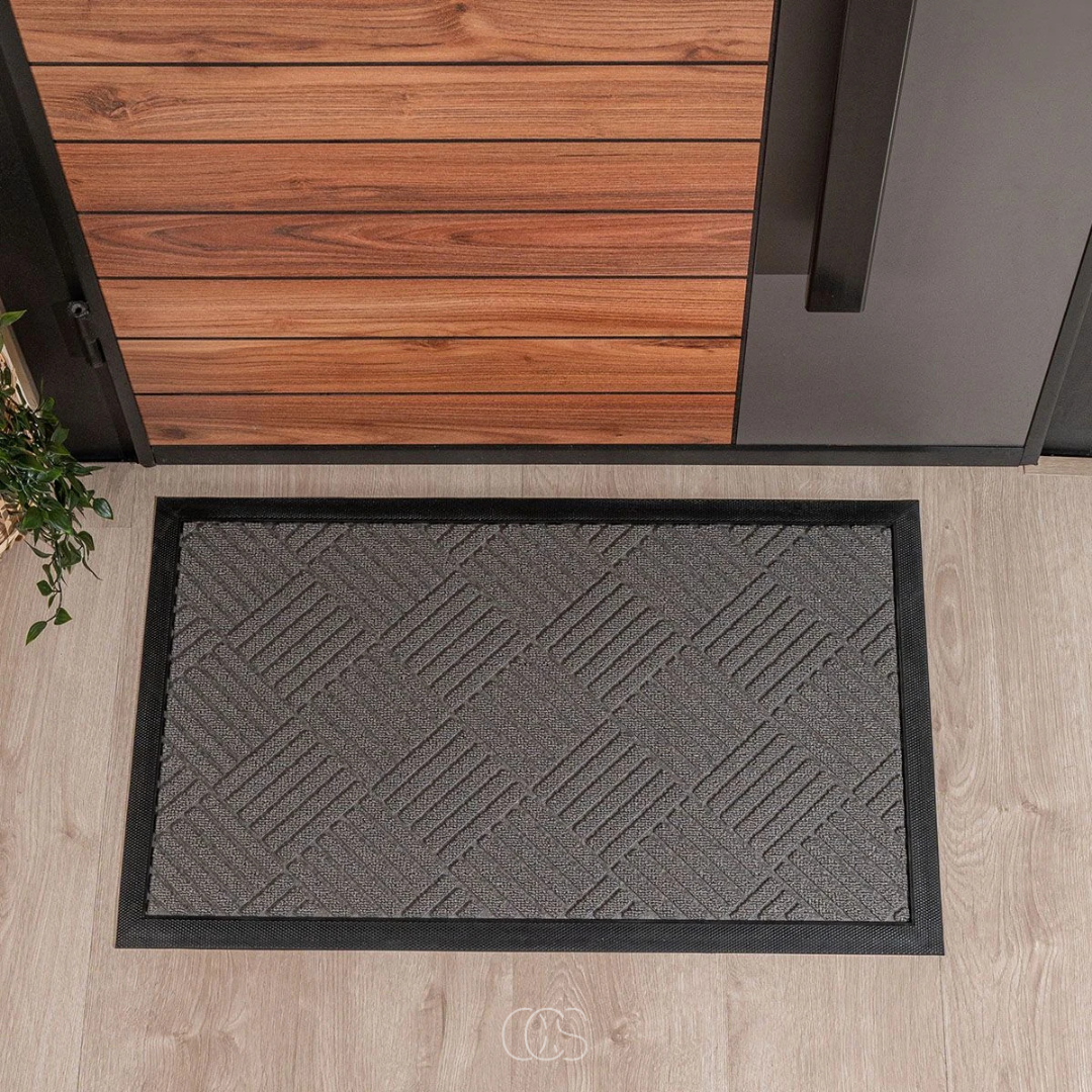 Geometric Textured Entrance Mat | Indoor & Outdoor Use | Qonforta