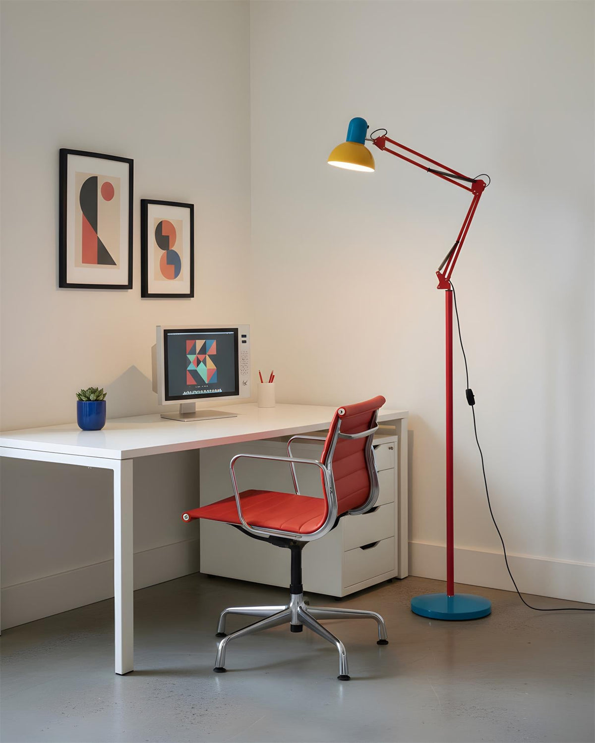 Flexo Memphis floor lamp, blue red yellow - in a hallway