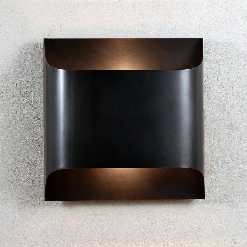 Fluted Brass Wall Sconce | 2 Sizes & Colors | Qonforta