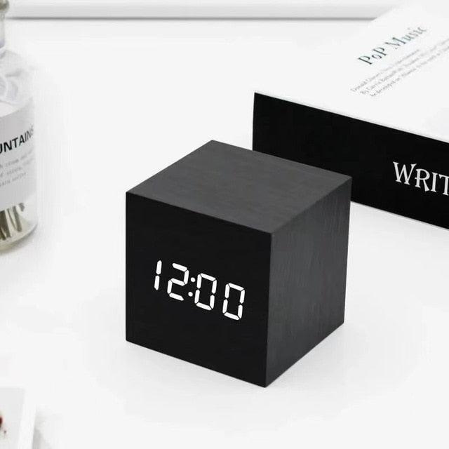 Wooden Sunrise Alarm Clock | Bamboo Finish | Qonforta