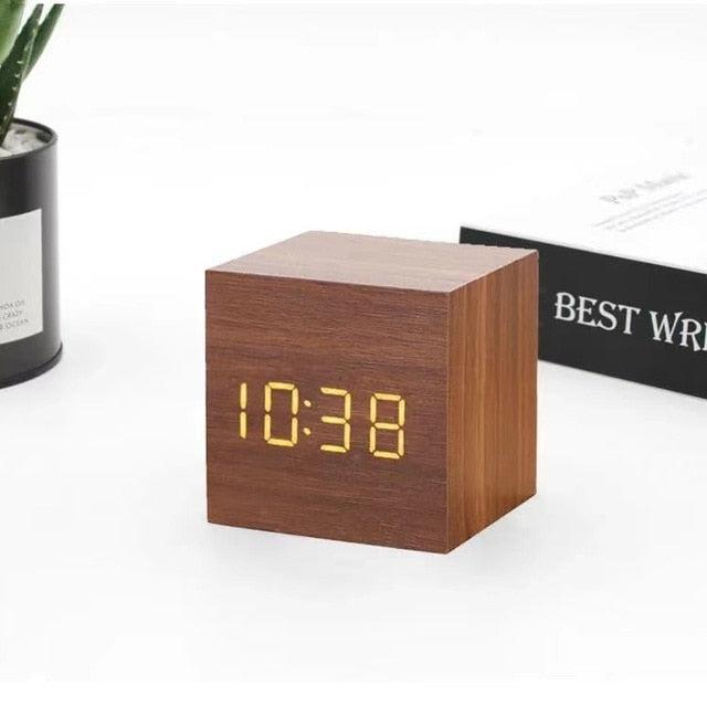 Wooden Sunrise Alarm Clock | Bamboo Finish | Qonforta