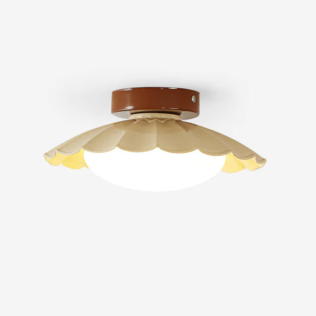 Scallop Petal LED Flush Mount Ceiling Light | 2 Colors | Qonforta