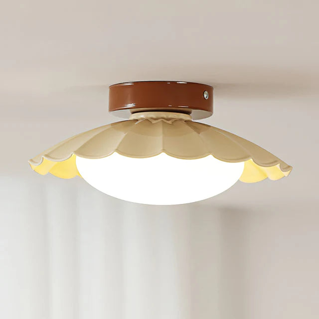 Scallop Petal LED Flush Mount Ceiling Light | 2 Colors | Qonforta