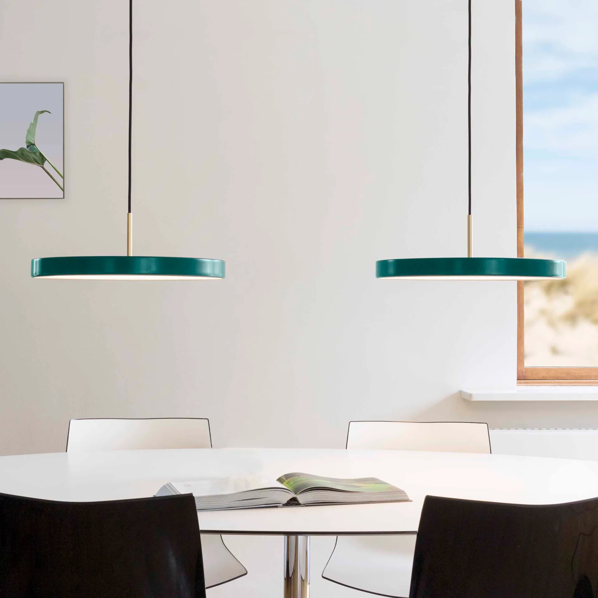 Dimmable Metal Disc LED Pendant Light | 6 Colors | Qonforta