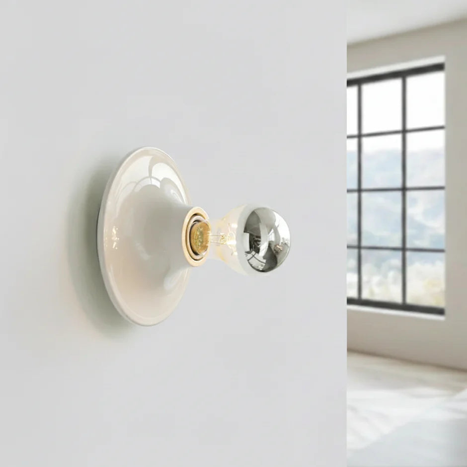 Colorful Iron Wall Sconce | LED Included | 3 Colors | Qonforta