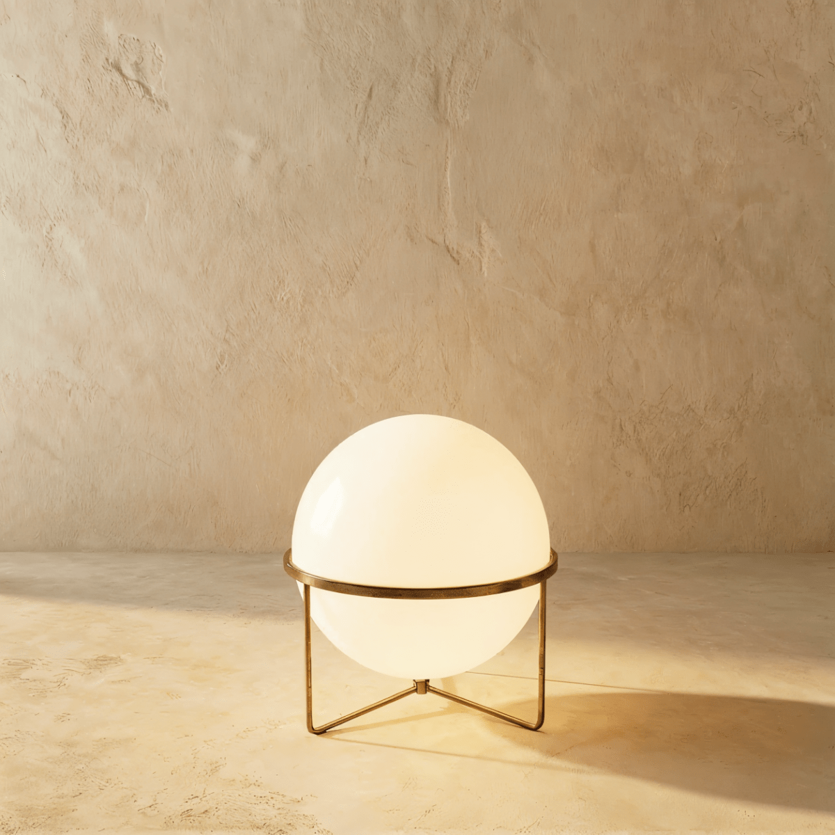 Steel Tiered Floor Lamp LED – Silver, Brass, Vintage | Qonforta