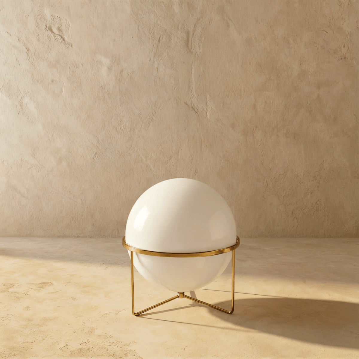 Steel Tiered Floor Lamp LED – Silver, Brass, Vintage | Qonforta