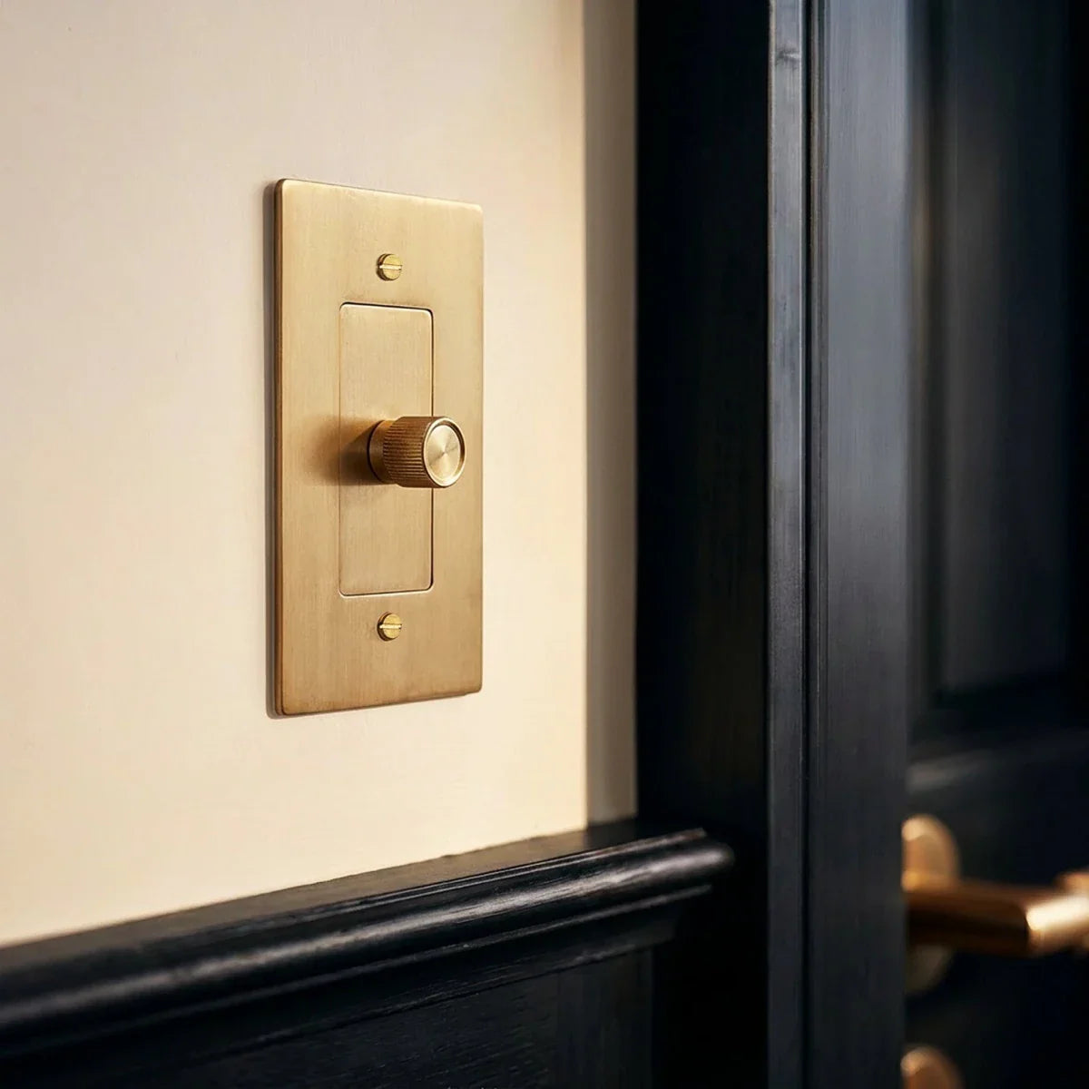 Solid Brass Dimmer Switch Knurled Grip – 7 Finishes | Qonforta