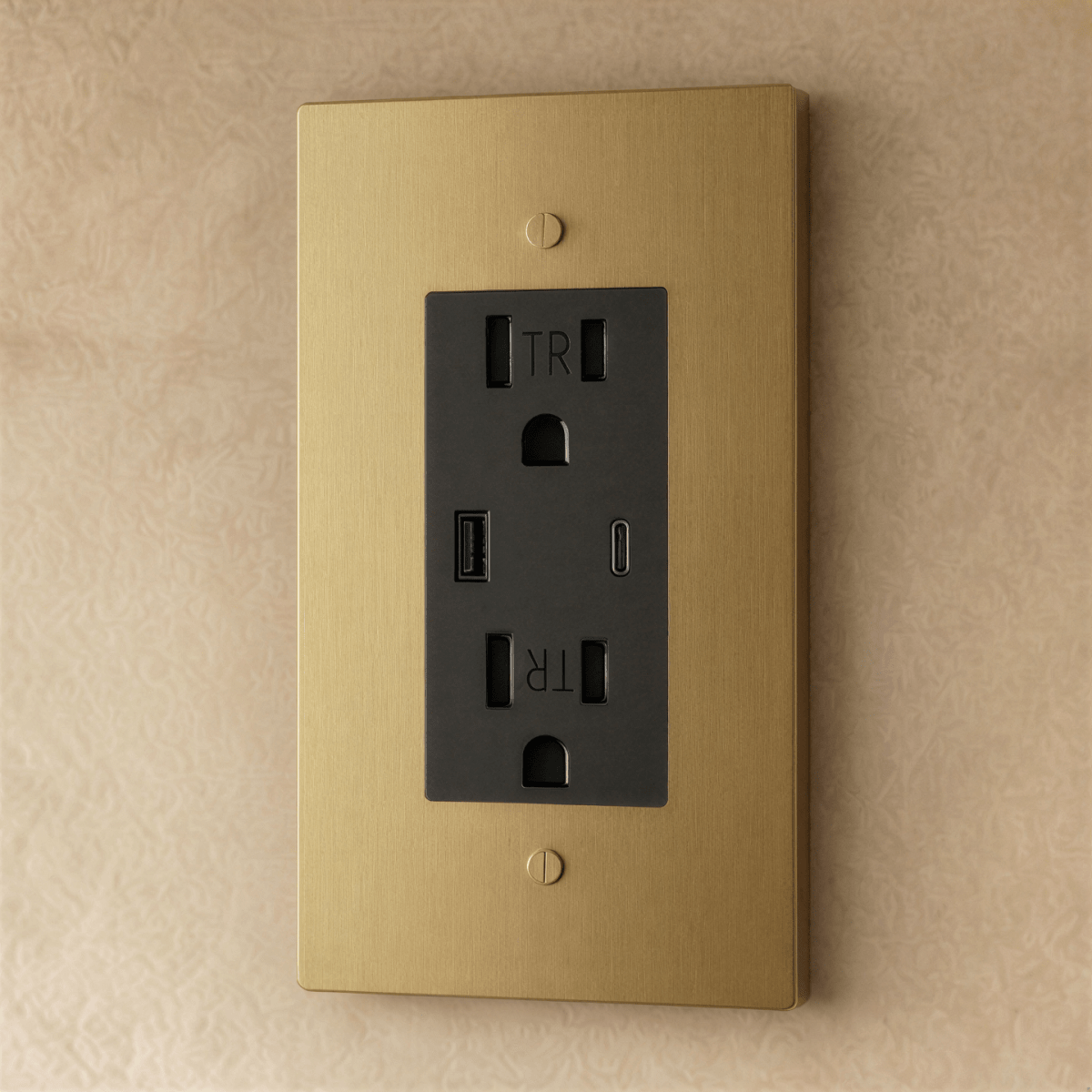 Solid Brass Wall Outlet USB-C GFCI – 7 Finishes | Qonforta