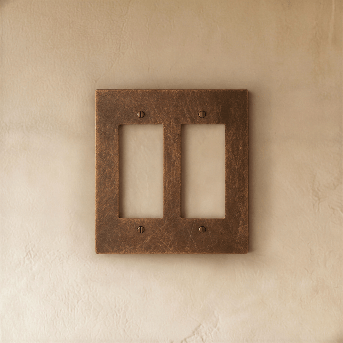Vintage Brass Wall Plate Patina Finish – 1 to 5 Gang | Qonforta